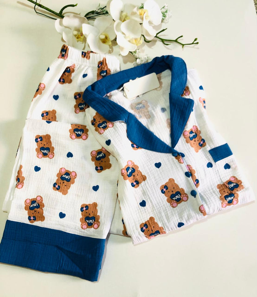 Pyjama Femme Douillet à Motifs Oursons - Confort et Tendresse