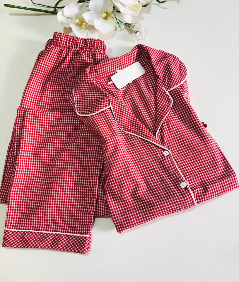 Pyjama Femme – Élégance en Rouge Passion ❤️